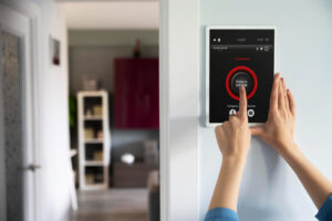 Alarm keamanan rumah